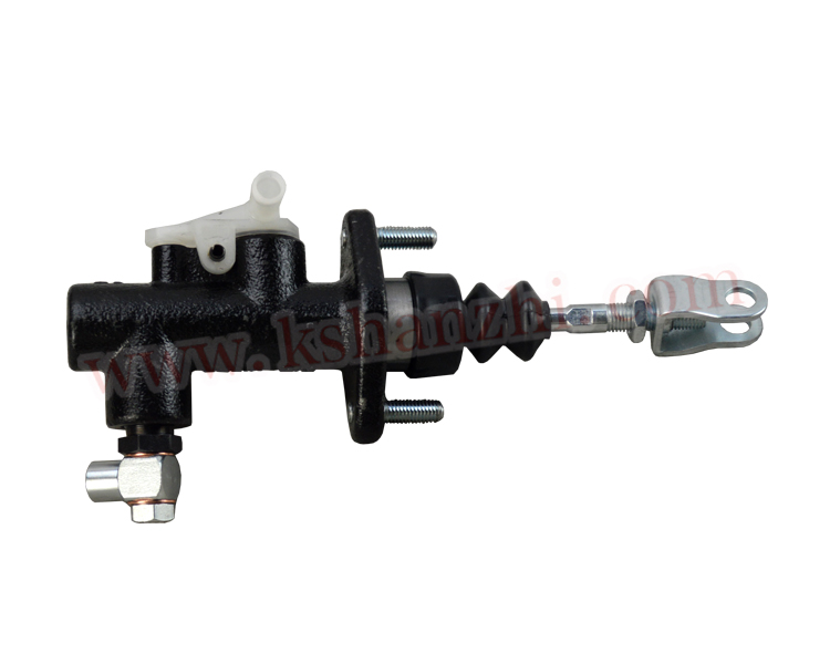 Forklift Spare Parts Master Cylinder 47210-23321-71 For 7FD/G10-30/8FD/8FBN15-30 (47210-23320-71)